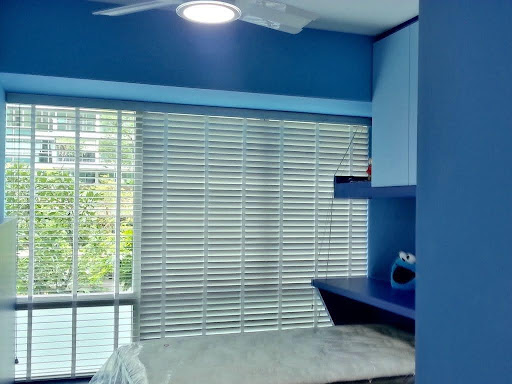 Transform Your Bedroom into a Dream Haven with Blackout Blinds!